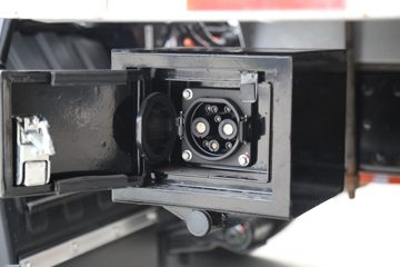 ŷ���� ����EX 4.5T 3.8�׵��Ŵ��綯��ʽС��77kWhͼƬ