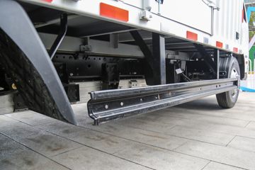 ŷ���� ����EX 4.5T 3.8�׵��Ŵ��綯��ʽС��77kWhͼƬ