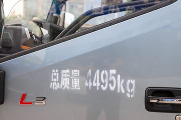 ���� ����L3 150���� 3.8�׵�����ʽ�ῨͼƬ