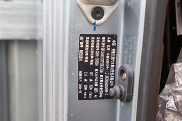 ���� ����L3 150���� 3.8�׵�����ʽ�ῨͼƬ