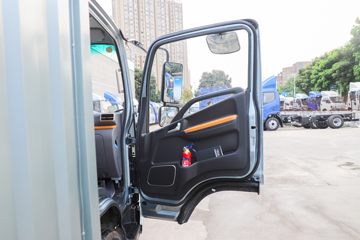 ���� ����L3 150���� 3.8�׵�����ʽ�ῨͼƬ