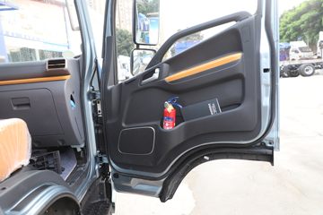 ���� ����L3 150���� 3.8�׵�����ʽ�ῨͼƬ