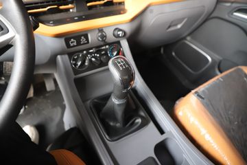 ���� ����L3 150���� 3.8�׵�����ʽ�ῨͼƬ