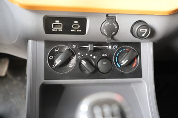 ���� ����L3 150���� 3.8�׵�����ʽ�ῨͼƬ