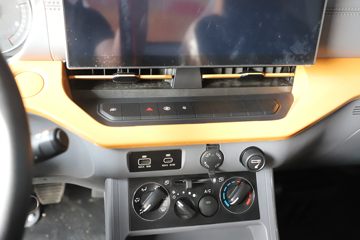 ���� ����L3 150���� 3.8�׵�����ʽ�ῨͼƬ