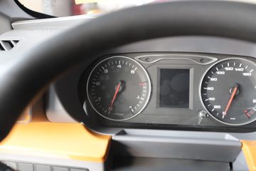 ���� ����L3 150���� 3.8�׵�����ʽ�ῨͼƬ