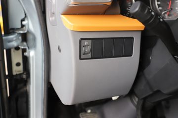 ���� ����L3 150���� 3.8�׵�����ʽ�ῨͼƬ