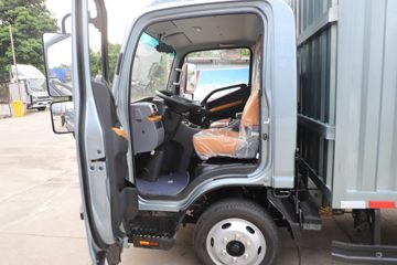 ���� ����L3 150���� 3.8�׵�����ʽ�ῨͼƬ