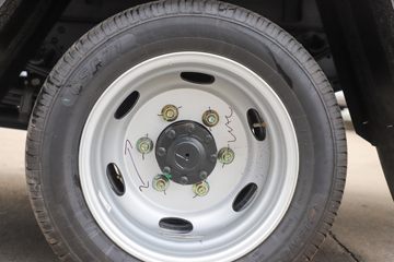 ���� ����L3 150���� 3.8�׵�����ʽ�ῨͼƬ