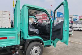 福星S系&nbsp;电动载货车内饰图片