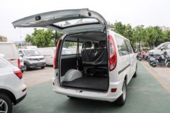 图雅诺 风景G5 2024款 商运版 6座 5.245米纯电动长轴平顶轻客50.23kWh(亿纬锂能)