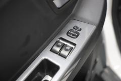 智蓝汽车 智蓝精灵E7 5.395米纯电动封闭货车38.64kWh