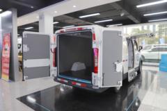智蓝汽车 智蓝精灵E7 5.395米纯电动封闭货车38.64kWh