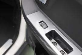 钱多多&nbsp;电动封闭厢货驾驶室图片