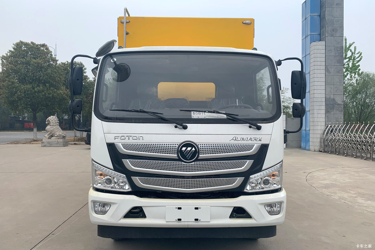 福田 欧马可S3 170马力 4X2 电源车底盘