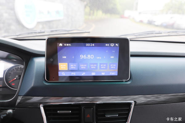 购金卡S3载货车 享高达0.3万优惠