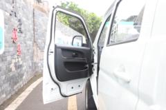 金杯 金卡S3 2024款 舒适型 1.6L 123马力 汽油 2.6米双栏板微卡(JKC1032S6X2)