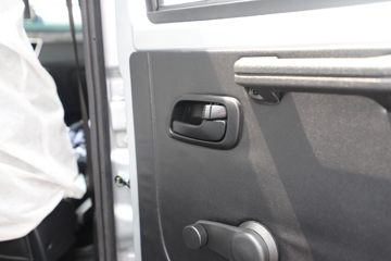 ��Դ���� ��S6 ��׼�� 2L 130���� CNG 3��˫������΢��(JKC1034S6X2CNG)ͼƬ