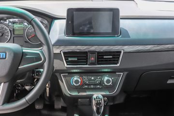 ��Դ���� ��S6 ��׼�� 2L 130���� CNG 3��˫������΢��(JKC1034S6X2CNG)ͼƬ