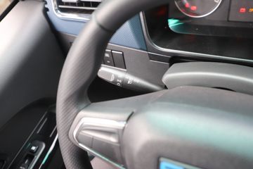 ��Դ���� ��S6 ��׼�� 2L 130���� CNG 3��˫������΢��(JKC1034S6X2CNG)ͼƬ