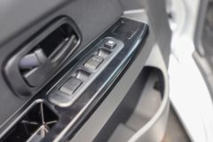 鑫源汽车 金卡S6 标准型 2L 130马力 CNG 3米双排栏板微卡(JKC1034S6X2CNG)