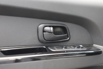 ��Դ���� ��S6 ��׼�� 2L 130���� CNG 3��˫������΢��(JKC1034S6X2CNG)ͼƬ