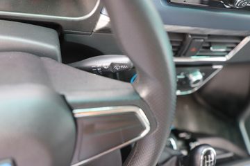 ��Դ���� ��S6 ��׼�� 2L 130���� CNG 3.855�׵�������΢��(JKC1034D6X2CNG)ͼƬ