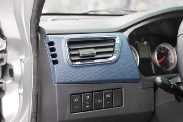 ��Դ���� ��S6 ��׼�� 2L 130���� CNG 3.855�׵�������΢��(JKC1034D6X2CNG)ͼƬ