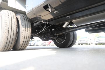 Դ S6 ׼ 2L 130 CNG 3.855׵΢(JKC1034D6X2CNG)ͼƬ
