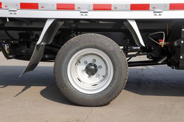 Դ S6 ׼ 2L 130 CNG 3.855׵΢(JKC1034D6X2CNG)ͼƬ