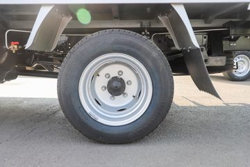 Դ S6 ׼ 2L 130 CNG 3.855׵΢(JKC1034D6X2CNG)ͼƬ