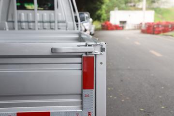 ��Դ���� ��S6 ��׼�� 2L 149���� ���� 3.7�׵�������΢��(JKC1034D6X5)ͼƬ