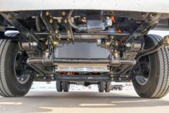 飞碟HV5 4.5T 4.15米单排插电式增程混合动力仓栅式轻卡(FD5040CCYW17SHEV-1)41.6kWh
