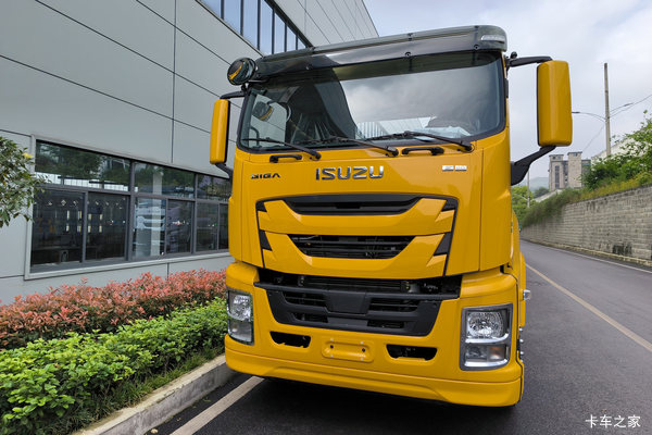 庆铃 五十铃巨咖VC66 460马力 6X4 电源车底盘