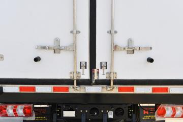 �������ó� ����G1 155���� 4X2 4.06����س�ͼƬ