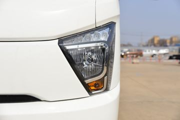 �ɵ�EF3 4.3T 4.01�׵��Ŵ��綯����С��(FD1044D66BEV-2)55.7kWhͼƬ