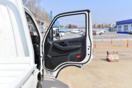 飞碟EF3&nbsp;电动载货车内饰图片