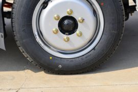 飞碟EF3&nbsp;电动载货车底盘图片