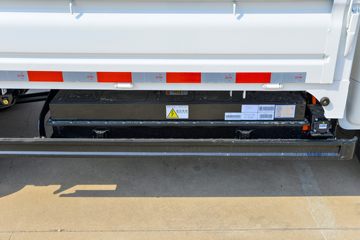 �ɵ�EF3 4.3T 4.01�׵��Ŵ��綯����С��(FD1044D66BEV-2)55.7kWhͼƬ