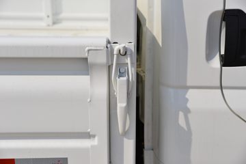 �ɵ�EF3 4.3T 4.01�׵��Ŵ��綯����С��(FD1044D66BEV-2)55.7kWhͼƬ