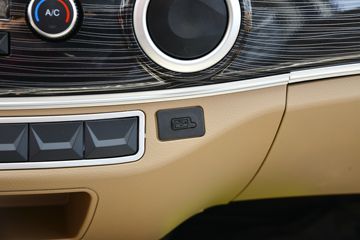 �������� ��R 1.6L 122���� ���� 3.7�׵�����ʽ΢��(YTQ5031XXYPHQ331)ͼƬ