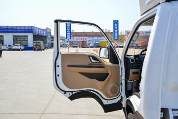 �������� ��R 1.6L 122���� ���� 3.7�׵�����ʽ΢��(YTQ5031XXYPHQ331)ͼƬ