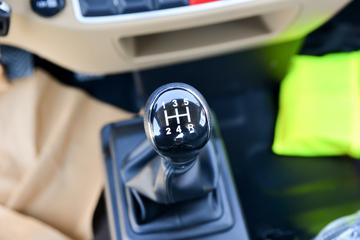 �������� ��R 1.6L 122���� ���� 3.7�׵�������΢��(YTQ1031PHQ331)ͼƬ