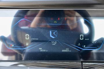 �������� ��R 1.6L 122���� ���� 3.7�׵�������΢��(YTQ1031PHQ331)ͼƬ