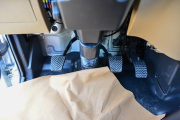 �������� ��R 1.6L 122���� ���� 3.7�׵�������΢��(YTQ1031PHQ331)ͼƬ