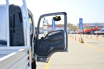 �����Ῠ ��N 151���� 4.18�׵��������Ῠ(����)(YTQ1041KK333-2)ͼƬ