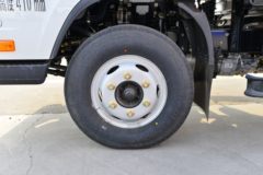 解放 J6F 招财虎 137马力 3.82米排半栏板轻卡(6档变速箱)(CA1040P40K61L2E6A85)