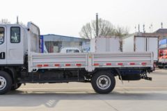 解放 J6F 招财虎 137马力 3.82米排半栏板轻卡(6档变速箱)(CA1040P40K61L2E6A85)