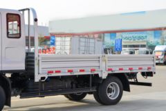 解放 J6F 招财虎 137马力 3.82米排半栏板轻卡(6档变速箱)(CA1040P40K61L2E6A85)