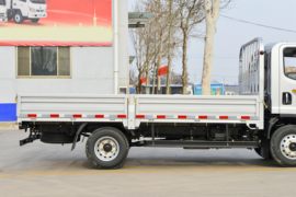 J6F 载货车上装                                                图片